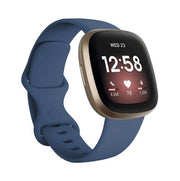Strap for fitbit versa 4 in silicone and blue colour
